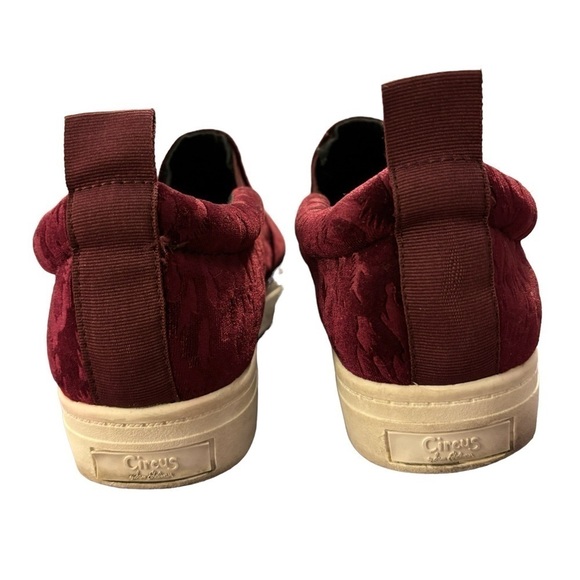 Circus by Sam Edelman Scotlyn Wine Animal Spot Velvet Slip On Sneaker Shoe 8.5 - Picture 8 of 12